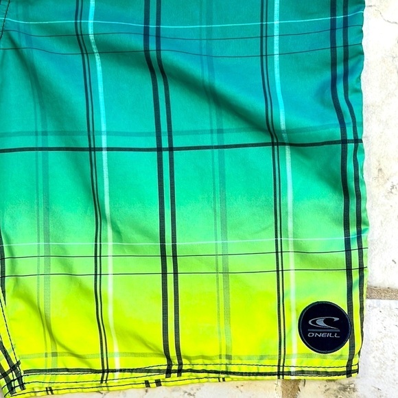 ONeill board shorts/swim Black, Green, Yellow SZ 38 - Picture 4 of 9